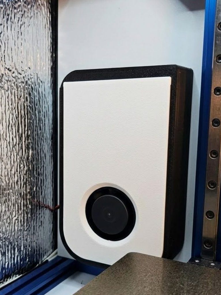 The 100W PTC chamber heater module mounted in the chamber